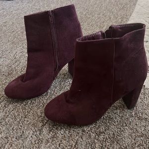 Burgundy velvet heeled booties. Super cute and only very lightly worn. Size 7